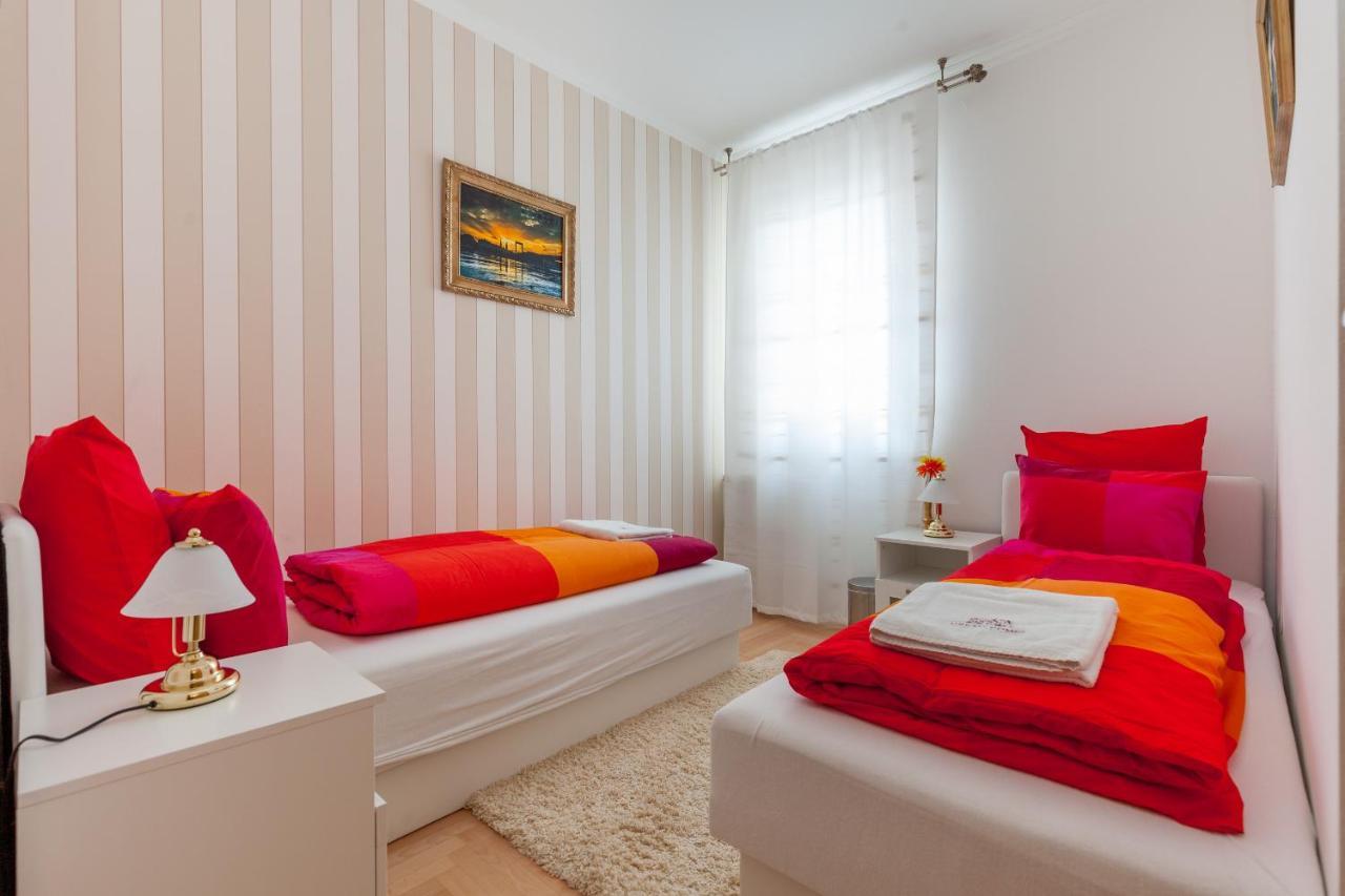 Gde Hollo Apartments بودابست المظهر الخارجي الصورة